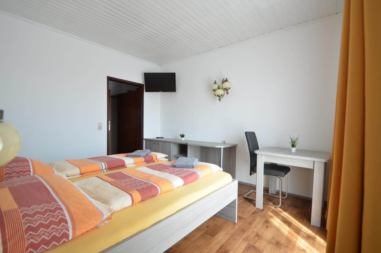Gasthof Schabschneider Hotel Neulengbach Bagian luar foto