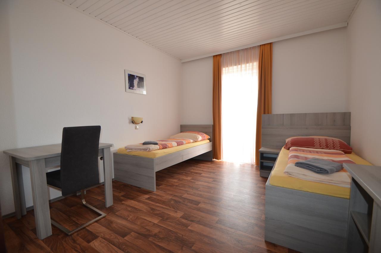 Gasthof Schabschneider Hotel Neulengbach Bagian luar foto