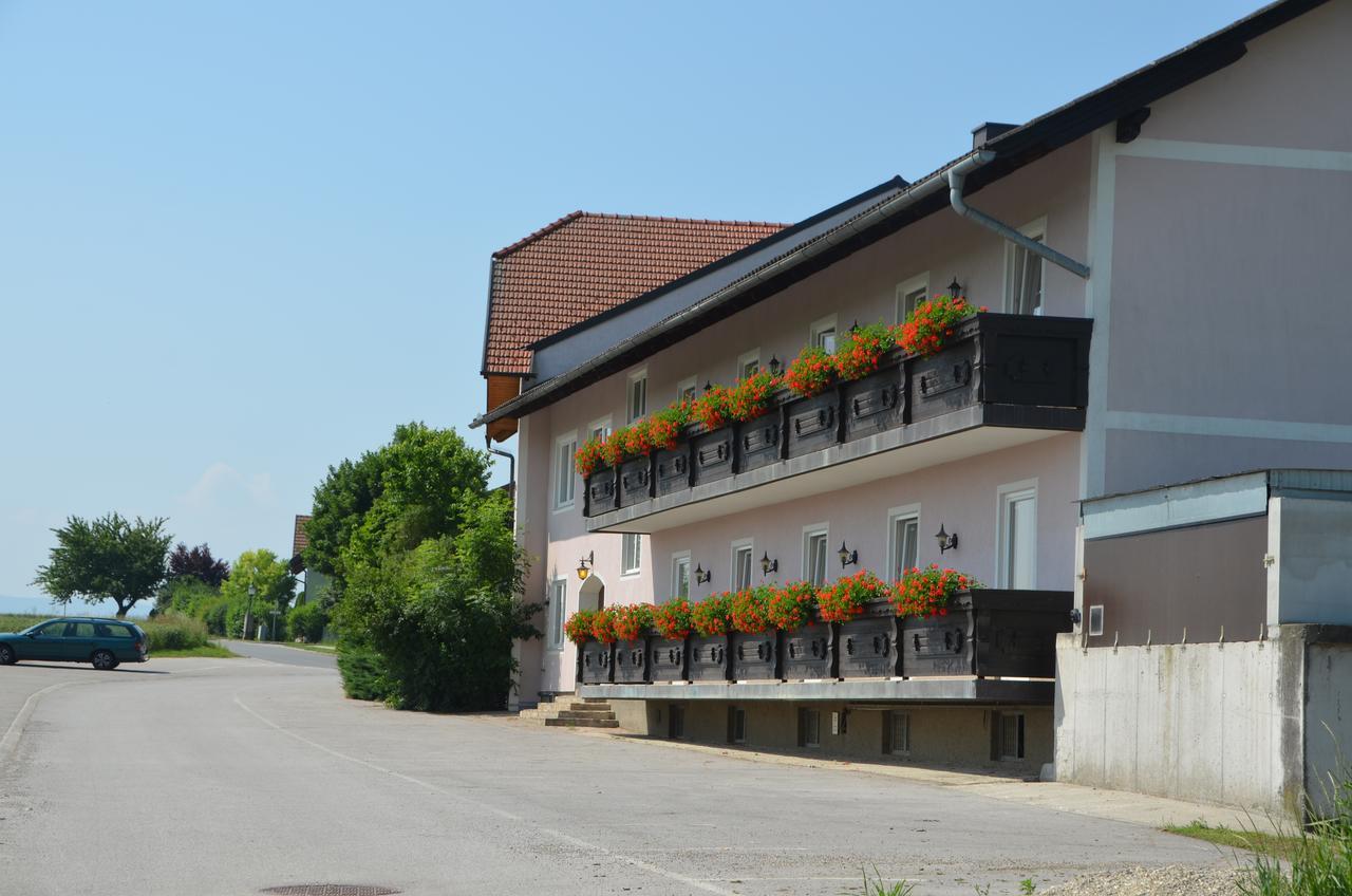 Gasthof Schabschneider Hotel Neulengbach Bagian luar foto
